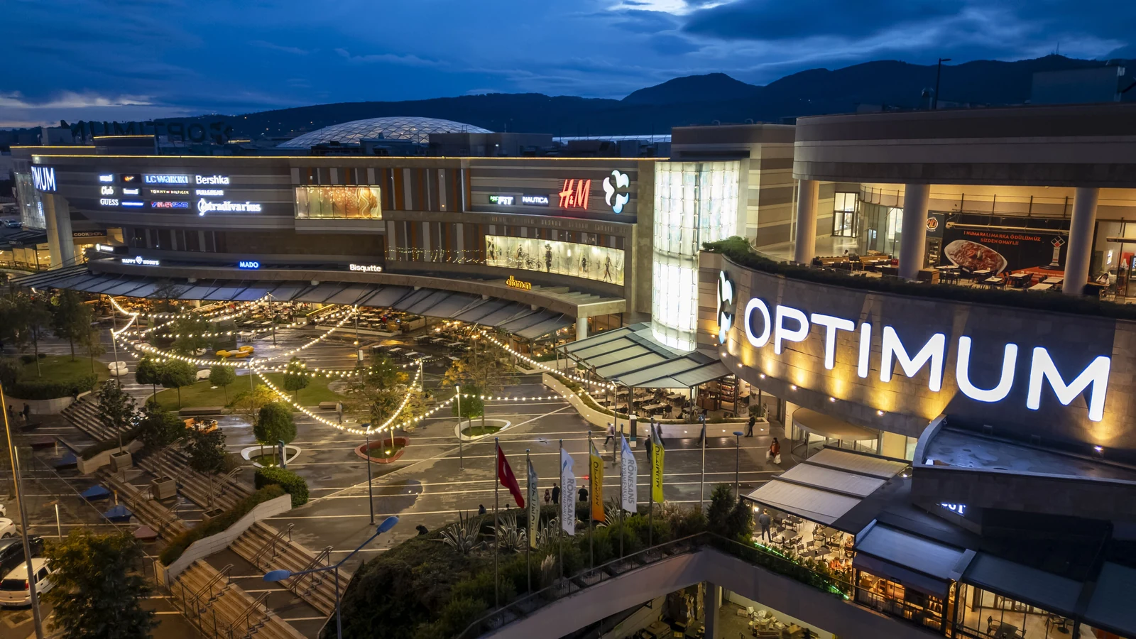 İzmir Optimum AVM — yapı görünümü