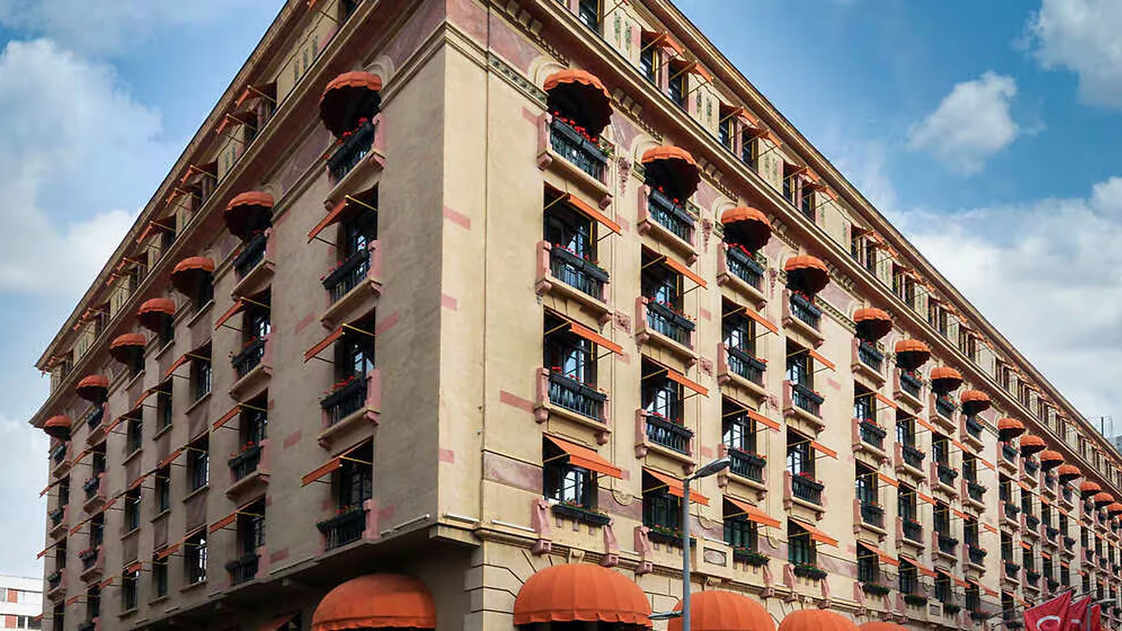 Maçka Park Hyatt Hotel — yapı görünümü