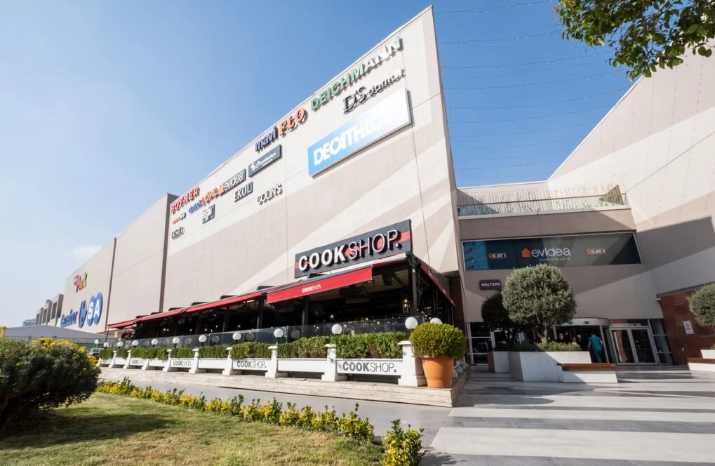Maltepe Park AVM — yapı görünümü